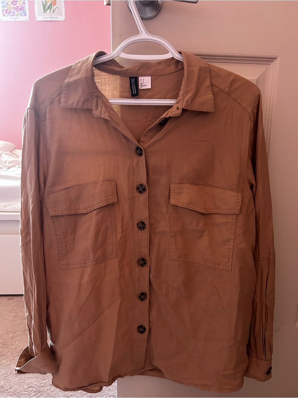 H&M Tan/Beige Button Up Long Sleeve Blouse with Pockets
